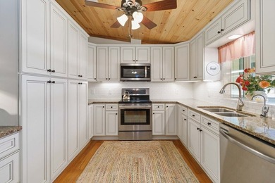 Multi-generation with 2 homes. No deed restrictions and Ag - photo 15