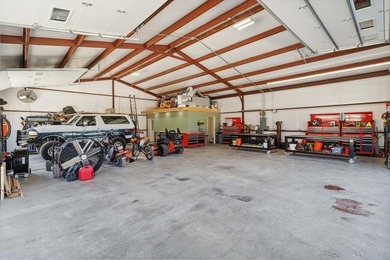 Multi-generation with 2 homes. No deed restrictions and Ag - photo 37