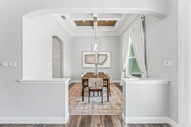 Exceptional custom home on fenced 1.15ac in Oak Grove Estates - photo 7