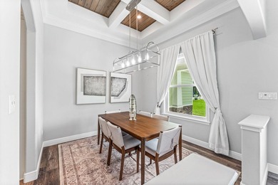 Exceptional custom home on fenced 1.15ac in Oak Grove Estates - photo 8