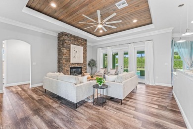 Exceptional custom home on fenced 1.15ac in Oak Grove Estates - photo 10