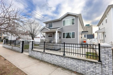 This larger-than-average corner residence offers outstanding - photo 2