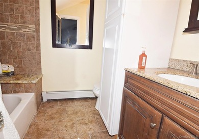 Welcome to 130 Winganhauppauge Road in Islip - a beautifully - photo 17