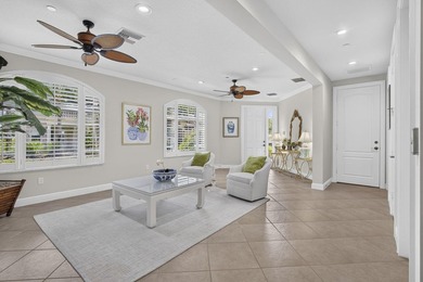 Nestled in the highly desirable Jupiter Country Club, this - photo 10