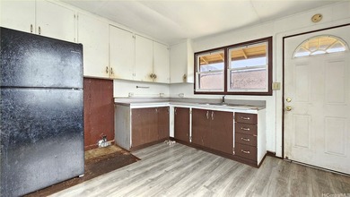 Well-maintained property includes 3 structures: 1. Waianae - photo 21