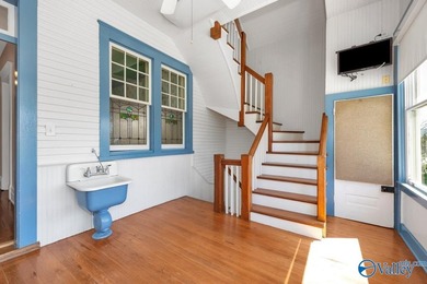 MAGNIFICENT HISTORICAL HOME W/ ELEGANT CHARACTER & A - photo 37