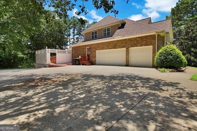 MOVE-IN READY 4350 sq Ft +/- WATERFRONT - 6 BDRM / 3.5 BATH - 3 - photo 38