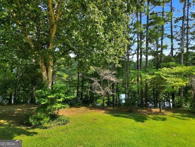 MOVE-IN READY 4350 sq Ft +/- WATERFRONT - 6 BDRM / 3.5 BATH - 3 - photo 45