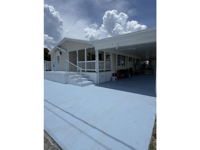 Level up your Florida coastal lifestyle in this spacious 3BR/2BA - photo 2
