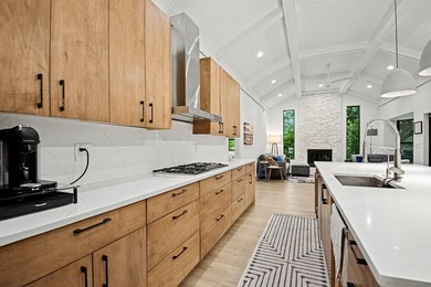 Welcome to this beautifully renovated 5BR/3.5BA home plus - photo 8