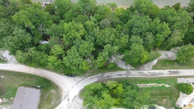 WATERFRONT- ROUGH RIVER! Rare double lot totaling just over half - photo 3