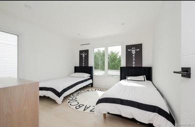 Bayfront New Construction | 7 Beds | Private Dock | Pool | - photo 16
