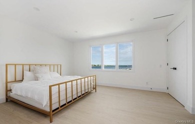 Bayfront New Construction | 7 Beds | Private Dock | Pool | - photo 19