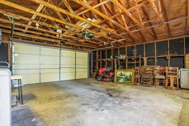 Lakefront Cottage on Prestigious Lake O' The Pines - East Texas - photo 33