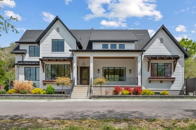 Beautiful newer home on a large lot with numerous custom - photo 2