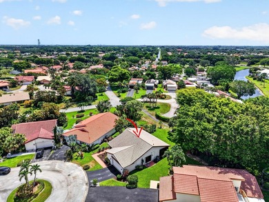 Tucked away on a peaceful cul-de-sac in the highly desirable - photo 49