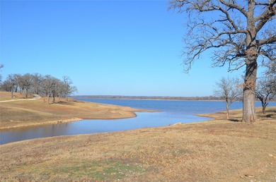 Discover resort-style living at 970 Pronghorn Drive, Gordonville - photo 8
