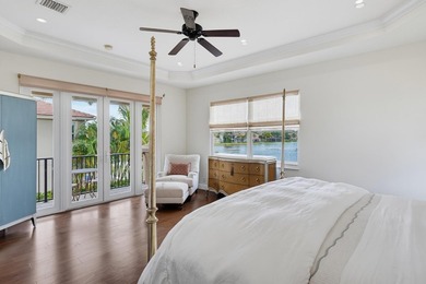 Welcome to this gorgeous lakefront Toll Brothers built estate - photo 18