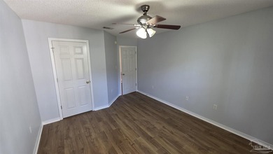 Waterfront Living in Navarre! This spacious home is move-in - photo 22