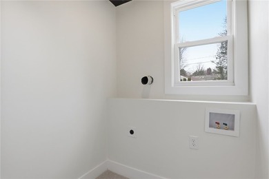 WHY BUILD WHEN EVERYTHING ALL NEW!!! Spacious and fully updated - photo 29
