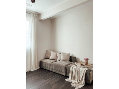 Welcome to this exquisitely renovated designer brick ranch - photo 30