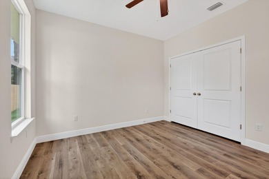 NEW CONSTRUCTION - Customize Your Finishes! Now is your - photo 13