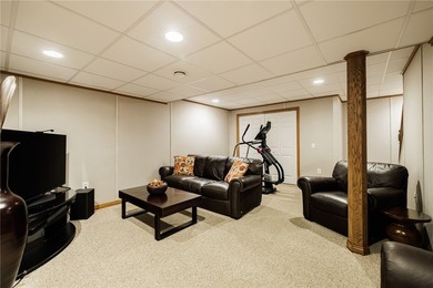 Lovingly maintained by the same owners for 19 years, this - photo 20
