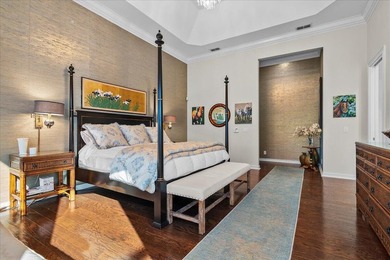 Enjoy one-of-a-kind, expansive views of water and the 13th and - photo 22