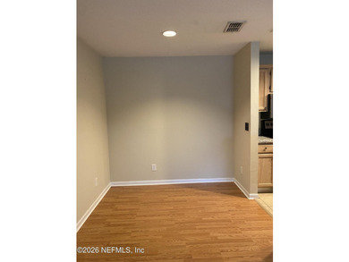 One bedroom, one bathroom condo on second floor. Laminate - photo 3