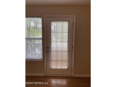 One bedroom, one bathroom condo on second floor. Laminate - photo 4