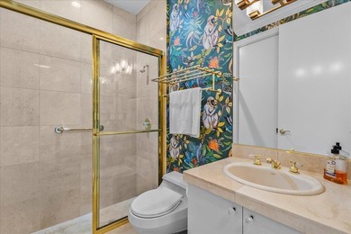 Enjoy one-of-a-kind, expansive views of water and the 13th and - photo 34