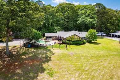 (private lake, pond, coastal) Home For Sale in Douglasville Georgia