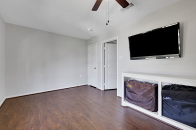 Renovated and Ready! Waterfront Entertainers Dream - photo 23