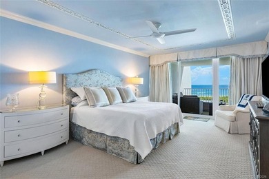 Beautifully renovated 2nd floor condo offers a tranquil - photo 20