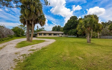 Bring your animals, toys, and country living to this 3-bedroom - photo 1