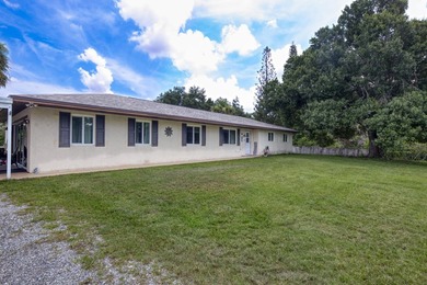 Bring your animals, toys, and country living to this 3-bedroom - photo 2