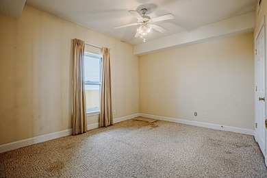Motivated Seller says bring ALL offers. Welcome to Emerald Isle - photo 23
