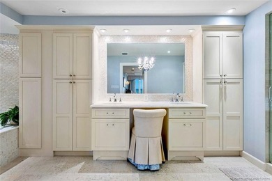 Beautifully renovated 2nd floor condo offers a tranquil - photo 23