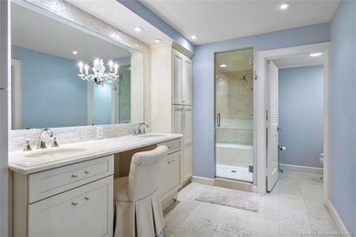 Beautifully renovated 2nd floor condo offers a tranquil - photo 24