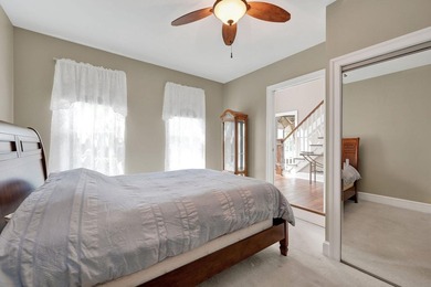 Discover an exquisite blend of luxury and comfort in this - photo 4