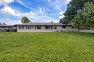 Bring your animals, toys, and country living to this 3-bedroom - photo 5