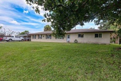 Bring your animals, toys, and country living to this 3-bedroom - photo 6