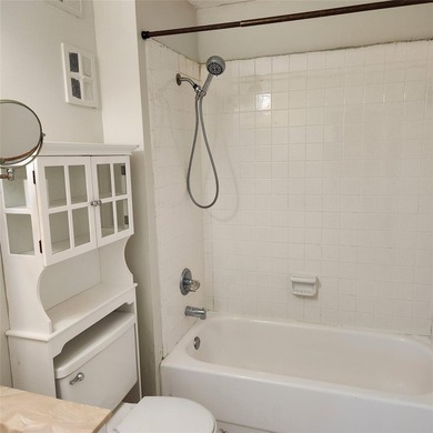 Unit rented until 9/30/2026 for $1700 per - photo 10