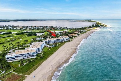 Beautifully renovated 2nd floor condo offers a tranquil - photo 40
