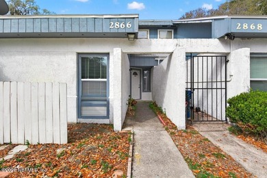 Welcome to this TURNKEY, MOVE-IN READY luxury townhome loaded - photo 46