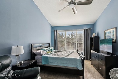 Spacious, private and move-in ready! This 1,857-sq.-ft - photo 4