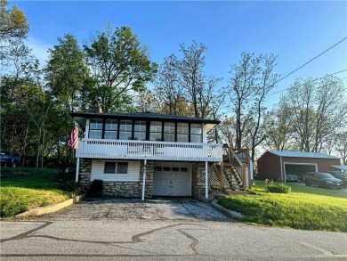Lake Home For Sale in Lake Tapawingo, Missouri