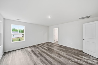 Enjoy the beauty of Lake Norman living in this stunning new - photo 23