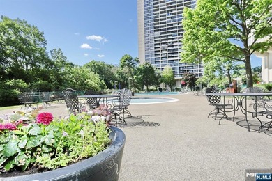 Don't miss this exceptional opportunity to own a beautifully - photo 32