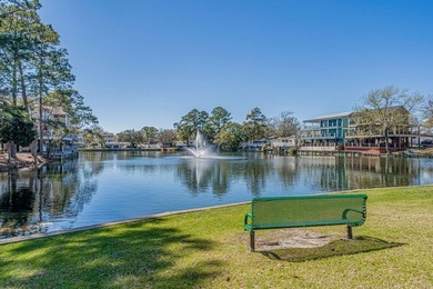 ADORABLE 2 BED/2 BATH BEACH BUNGALOW WITH CONCRETE DRIVEWAY - photo 36